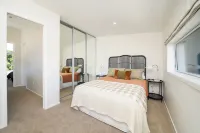Brand new Luxury Apartment - Only a few minutes to the City Centre Hotels in Palmerston North