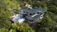 Spacious Fully Air-Conditioned Contemporary Villa Private Pool & Game Room - Villas