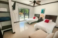 Luxury on the beach - Diamanté del Sol Updated 3 Bedroom Luxe Condo Hotel a 