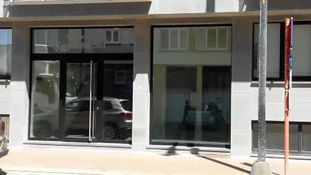 Pleasant studio with side sea view