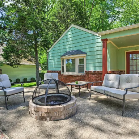 Waterfront Annapolis Cottage Fire Pit and Pier