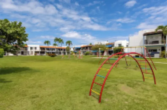 Pineapple Beach Villa-Apartment in fabulous Rio Grande with WiFi, AC サルサルのホテル