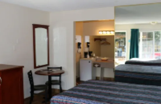 藍湖@天堂村旅館