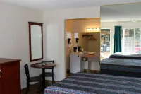 Bluelake Inn @ Heavenly Village