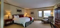 Atkinson Resort & Country Club Hotels in Salem
