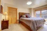 Newly Remodeled, Open Layout, with Incredible Views - CS302