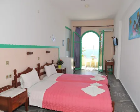 Erofili Rooms Hoteles en Lampi