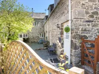 Hele Stone Cottage Hotel a Linkinhorne