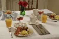 Seven Oaks Inn Bed and Breakfast Hotels in High Point