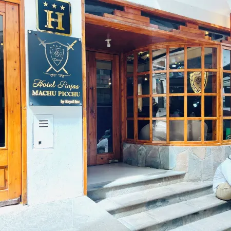 Hotel Rojas Machupicchu Отели в г. Агуас-Кальентес