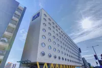 Premier Inn Cardiff Bay Hotels near From Pit to Port