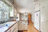 Walk to Park: Waterloo Home w/ Furnished Deck