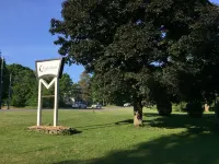 나이츠하데 인 & 가든 카밀루스 호텔