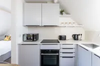 Bright & Beautiful Studio Flat in Bristol!