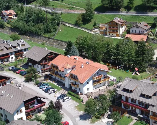 Hotel Residence Olympia Hotels in Sarentino