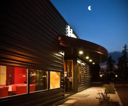 Hotel Eurocentre  Toulouse Nord Отели в г. Фронтон