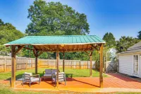 Home w/ Private Yard - Walk to Swamp Rabbit Trail - 3-Star