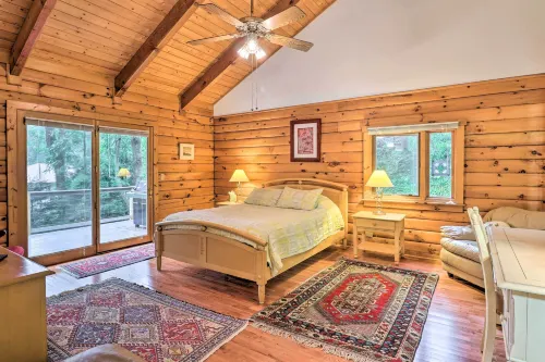 'Cold Mountain Reflections' Cabin w/ Game Room!