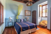 Colonial Villa And Guest House With Pool in Gated Community Hotels in 