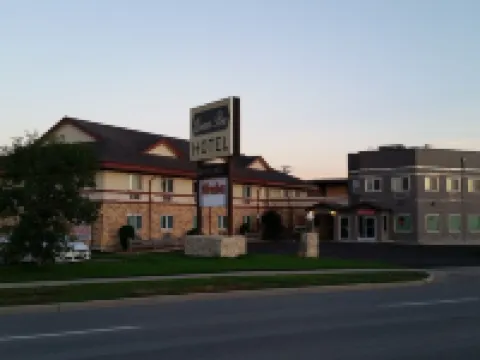 Queen Bee Hotel โรงแรมในวินนิเพก