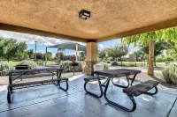 Avondale Getaway < 8 Mi to Estrella Mountain!