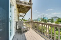 Surf City Vacation Rental - Walk to Beach - Sea View