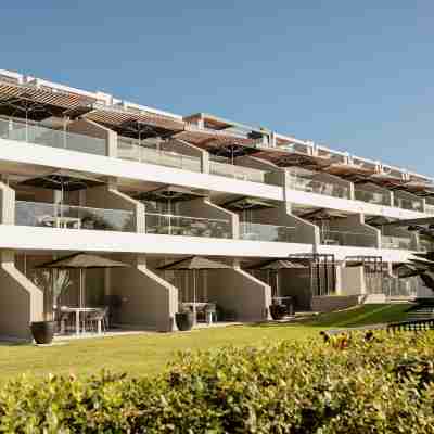 Netanya Noosa Beachfront Resort Hotel Exterior