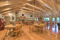 Family Cabin & Deep Gap Game Room & Scenic Views - Tiny houses