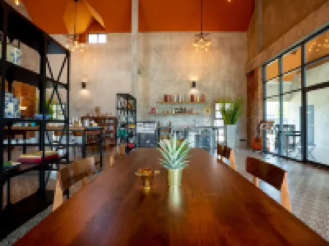 ザ・バーン ホゥアヒン プラーンブリーのホテル