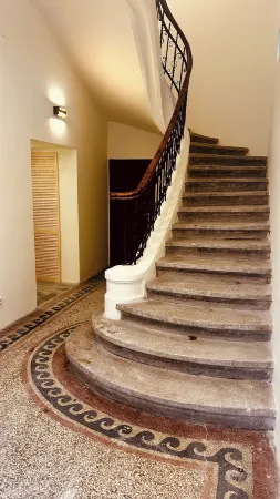 Casa Damadian Отели рядом с достопримечательностью «Lake Techirghiol Mud Baths»