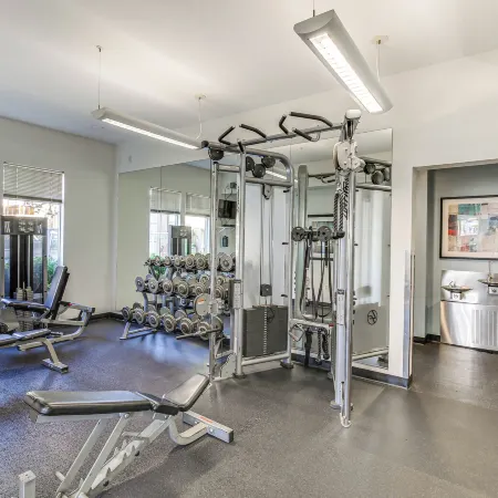 Luxe Long Beach Condo w/ Pool: 1 Mi to Shoreline!