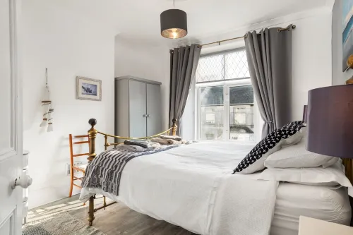 Sunbury Villa - Close to Town and Beaches - جاكوزي