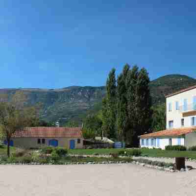 Neaclub Les Lavandes Drôme Provençale | Village-club à Rémuzat Hotel Exterior