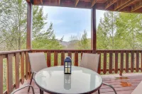 2-Tier Deck & Hot Tub: Quiet Sevierville Cabin - spa