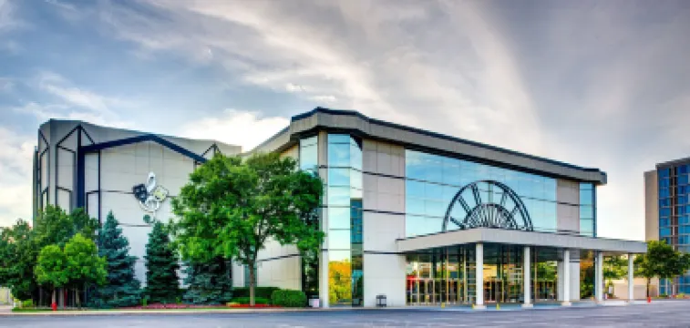 โรงแรม ฮอลิเดย์ อินน์ เอ็กซ์เพรส แอนด์ สวีทส์ ชิคาโก โอแฮร์ แอร์พอร์ต บาย IHG โรงแรมใน