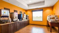 Best Western Plus Hiawatha Hotel Hotels in Hiawatha