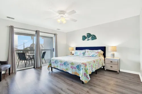 3-bedroom vacation home steps to Tybee Island Beach