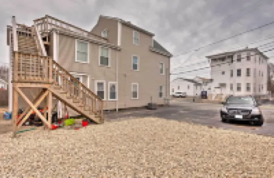 Stunning Brockton Apt < 4 Mi to Westgate Mall!