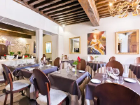 Grand Hôtel de Montespan Talleyrand Hotels in Allier