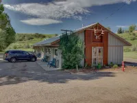 The Lodges of Oak Creek Hotels in Routt County