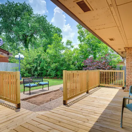 Lawton Home w/ Deck, Near Casinos + Museums!