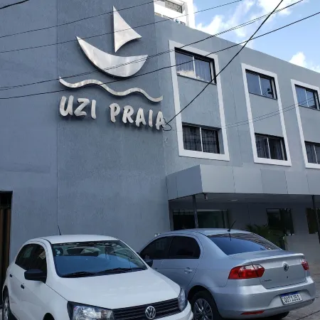 Hotel Uzi Praia