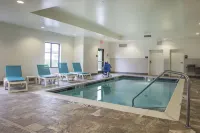 Comfort Inn PA Turnpike - I-81 - Hot Tub