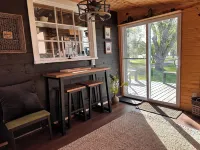 Lakefront Beach Bungalow -  Retreat & Relax - Kayaks, Fire pit, Tree Swings! Hotel a Moose Lake