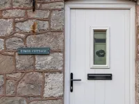 Esmor Cottage Hotels in Mold