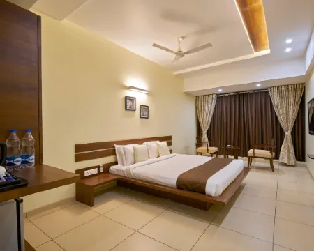 Hotel 3 Leaves Hotels in Kolhapur