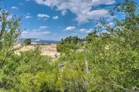 Well-Appointed Sterling Casita with Full Kitchen! - parking