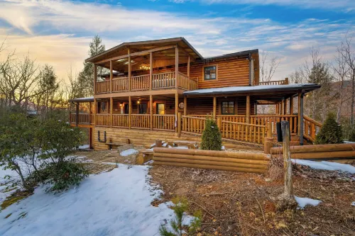 American Dream by Avantstay Deck w/ Views Theater, Game Room, Community Pool