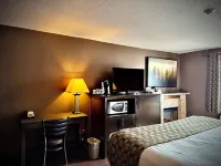 Ramada by Wyndham Copper River Inn Hotels in Fort Frances