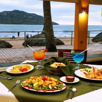 Las Flores Beach Resort